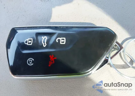 2025 Volkswagen Atlas 2.0T Se W/Technology from USA, damaged, VIN 1V2JR2CA1SC500372